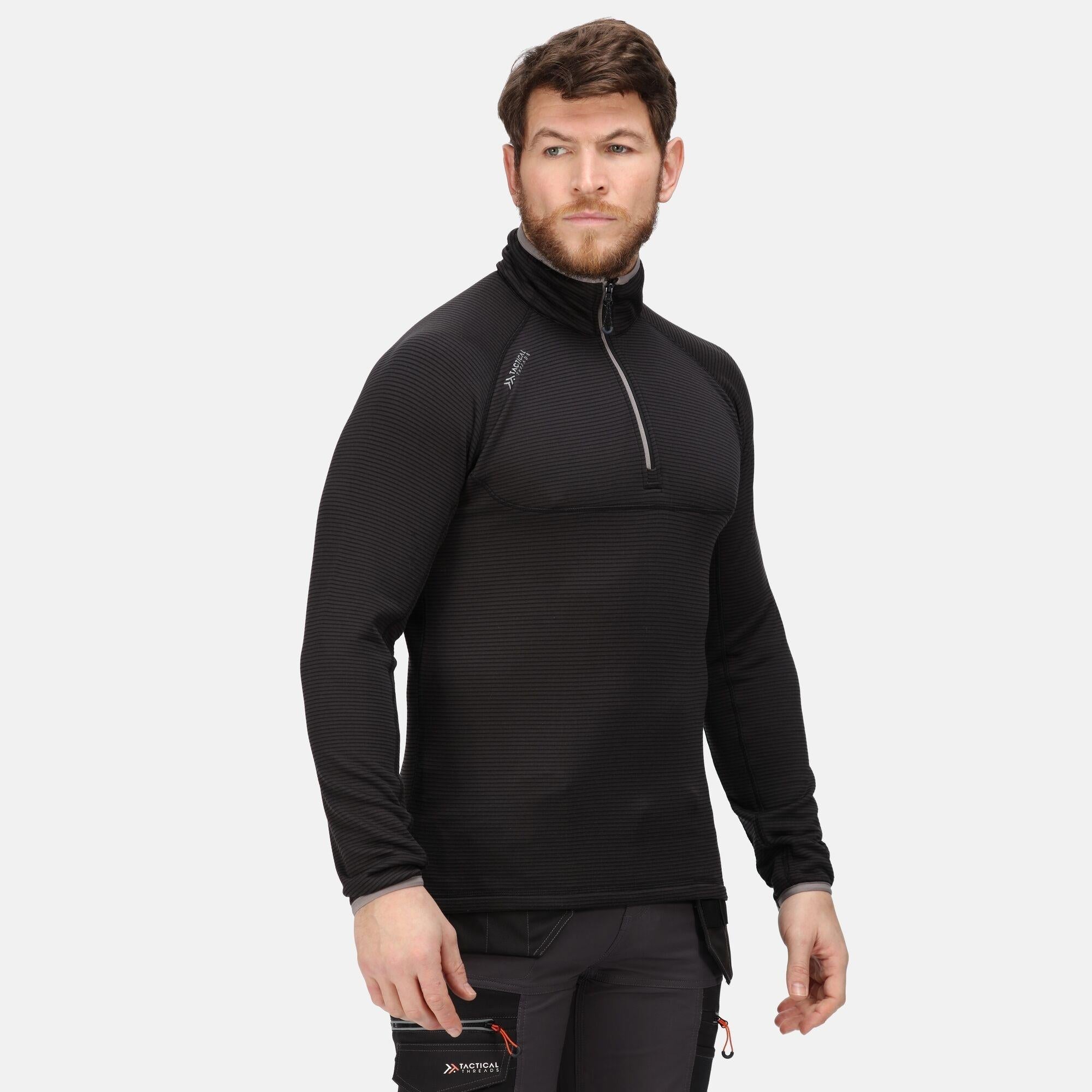 Regatta Scorch black men's moisture-wicking half-zip stretch fleece #TRF644