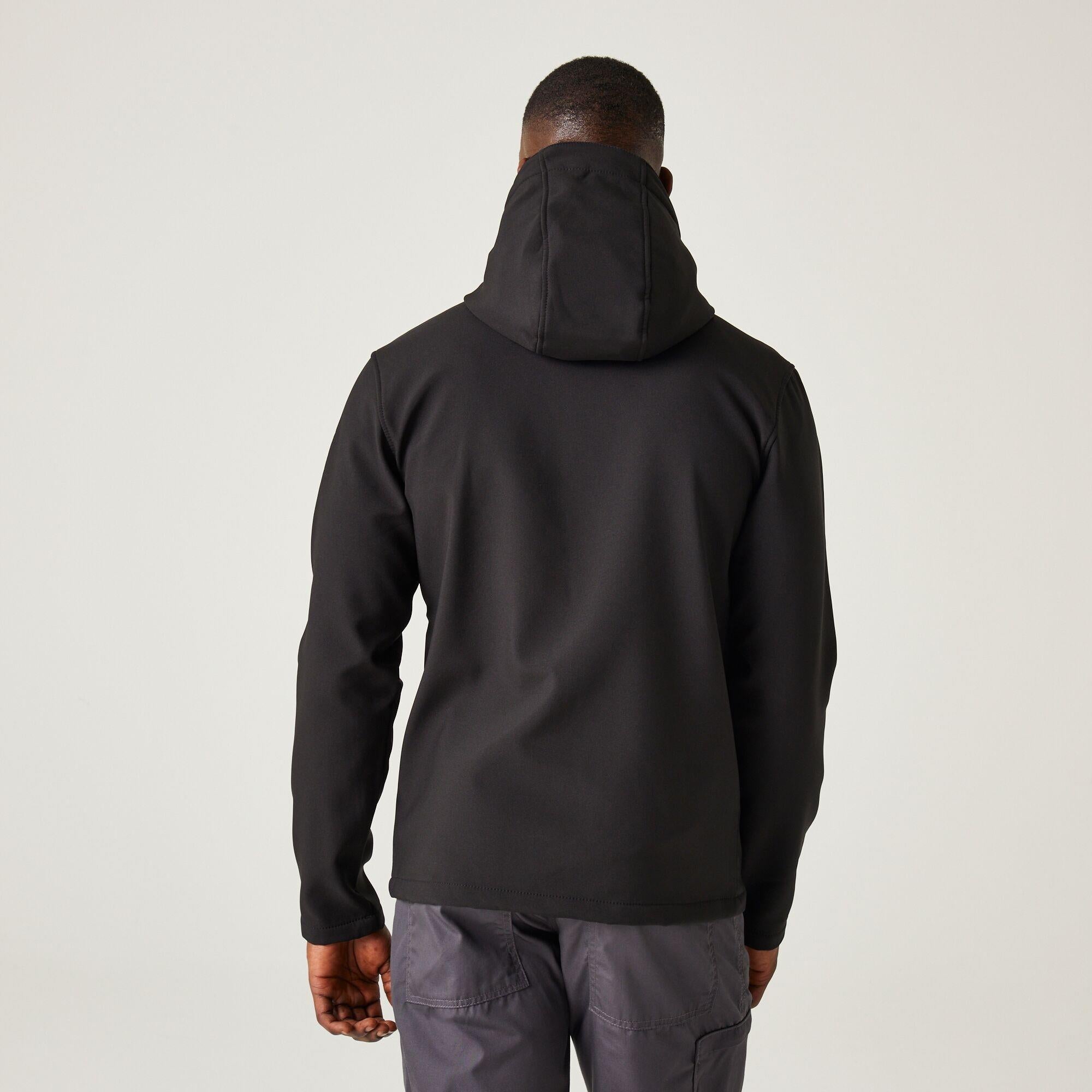 Regatta Navigate black/grey men's fleece-lined hooded softshell jacket #TRA705