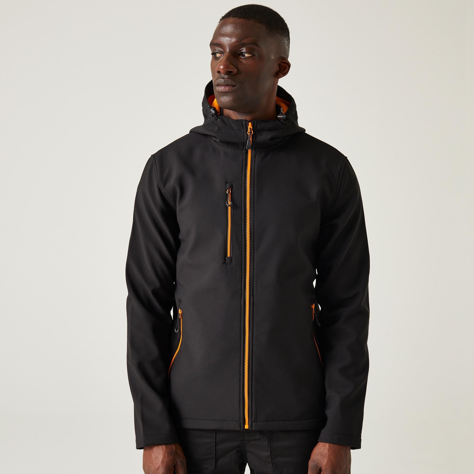 Regatta Navigate black/orange men's fleece-lined hooded softshell jacket #TRA705